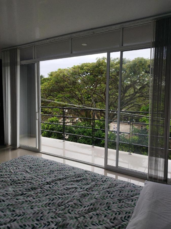 Balcones De La Rivera Apartamento Azulejo 3 ブガ エクステリア 写真